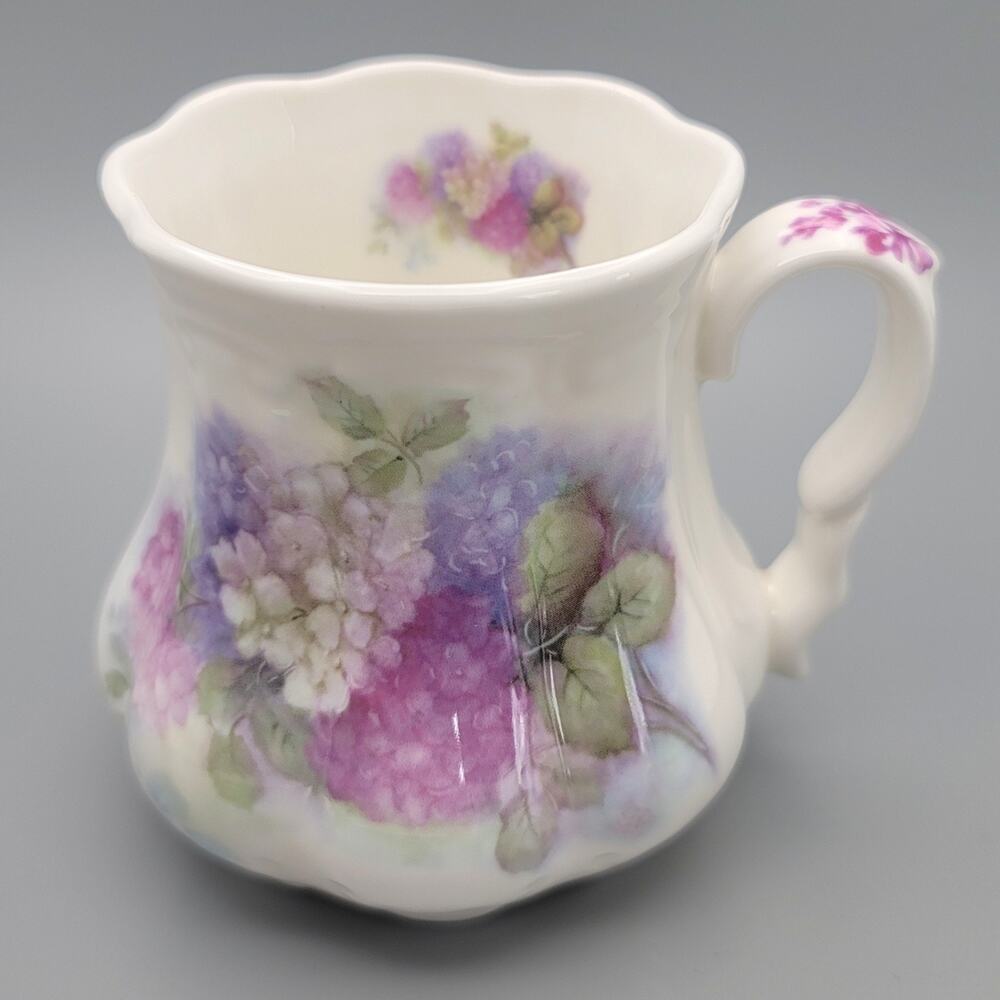 Royal Patrician Fine Bone China Mug Lilac Lavender Blue White Hydrangea Floral